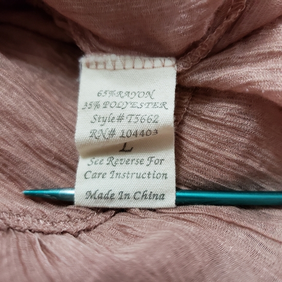 Mine Top Size Large Long Sleeve Lace Sheer Used - Picture 6 of 6